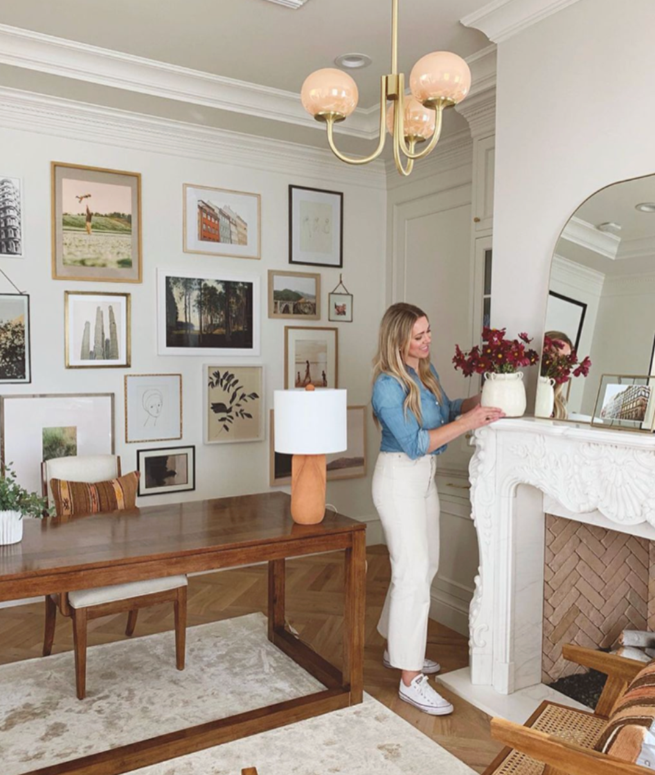Expert Tips for Choosing the Right Art When Staging a Home